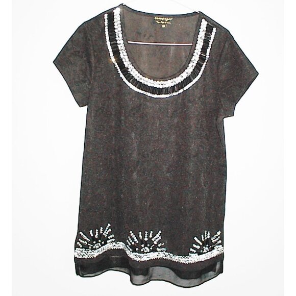 Elegant Black Embellished Short Sleeve Top - Picture 11 of 15